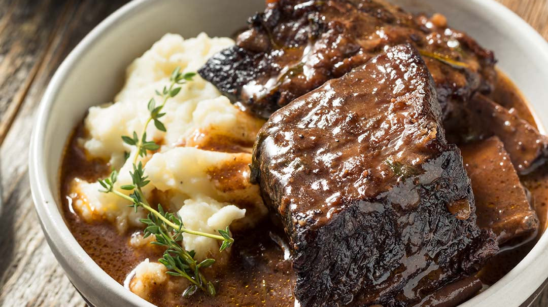 Red Wine-Braised Short Ribs